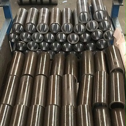 不同材料的油缸管在确定额定压力时有哪些区别？