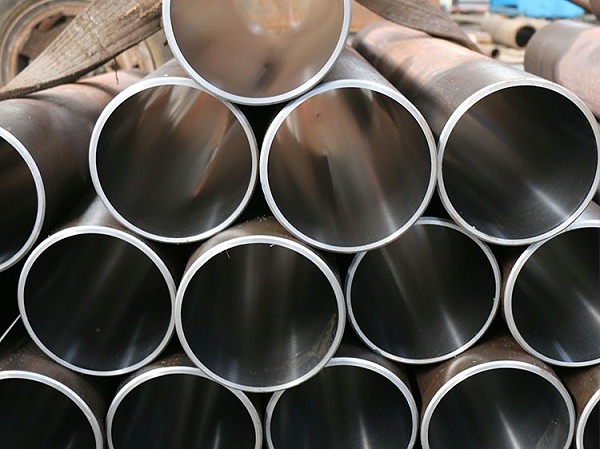 High-Quality-Honing-Seamless-Alloy-Steel-Pipe (2)