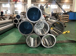 如何选择适合特定应用场景的油缸管材质？