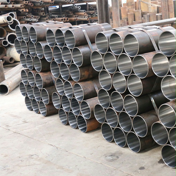 Hot-Sale-Alloy-Steel-Pipe-Seamless-Steel